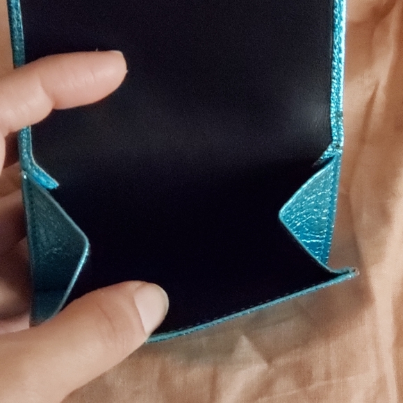 Compact Wallet - Picture 3 of 14